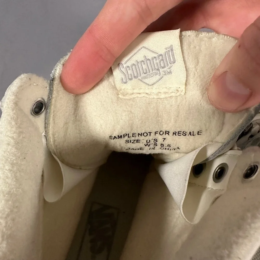 Vans A Super SK8-Hi Zip MTE Womens 8.5 Mens 7 Marshmallow Rare Sample Sneakers